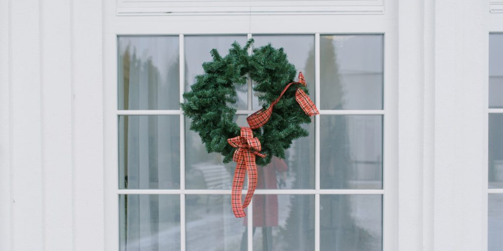 one of ways to hang wreaths on windows