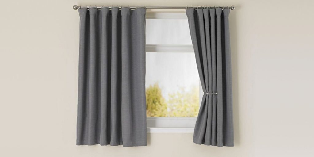 short size curtains