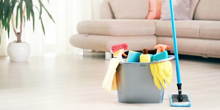 How To Clean Linoleum Flooring And Make It Shine: Cleaning Tips