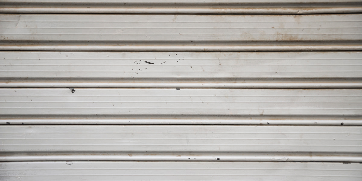 Don't Know How To Paint a Metal Garage Door? Use Our Guidance